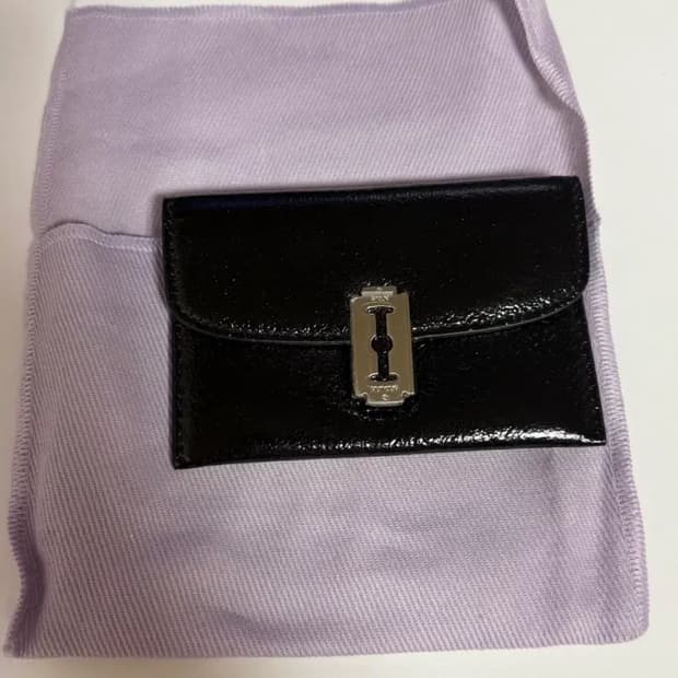 분크 오캄 룬 카드지갑