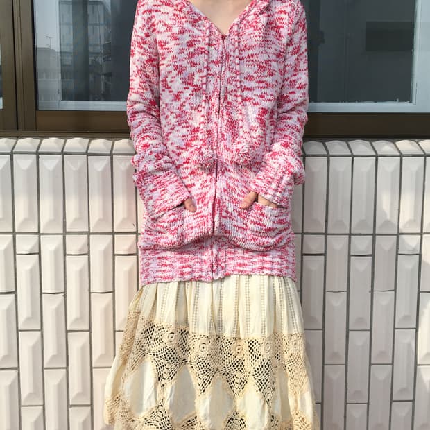 Pom pom hood knit zip up