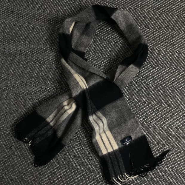 다니엘 에슈터 아카이브 캐시미어 체크 머플러y 3740