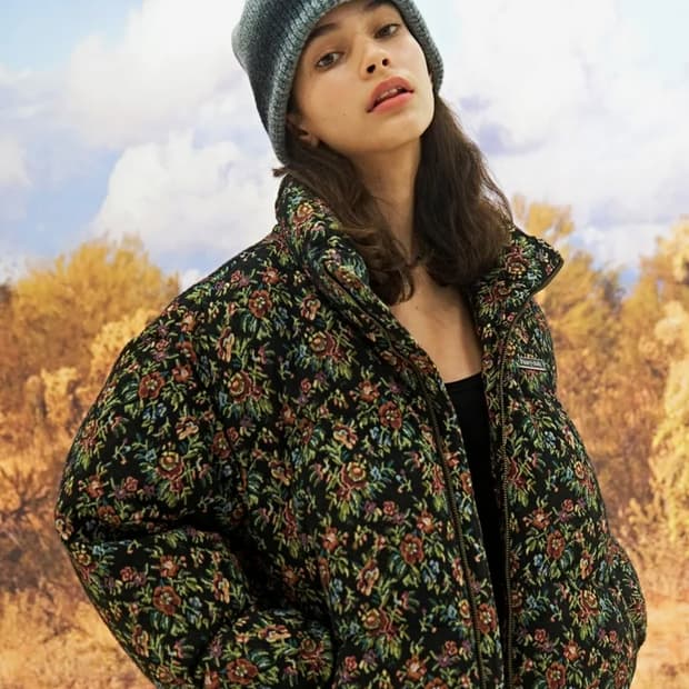 Nasty fancy club 플라워 자카드 패딩