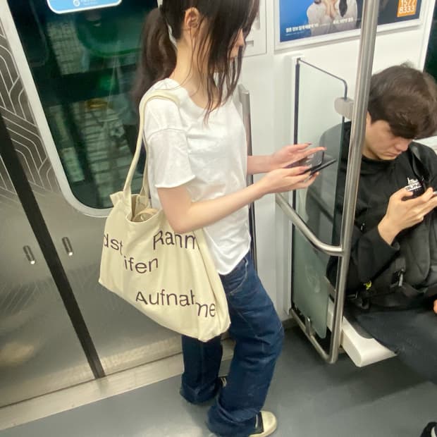Eno.rum film tote bag beige (새상품)