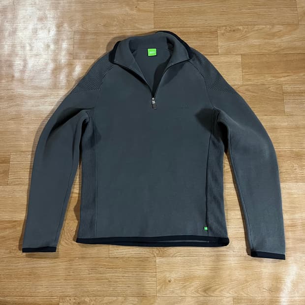 [95] 휴고보스 골프 니트 반집업