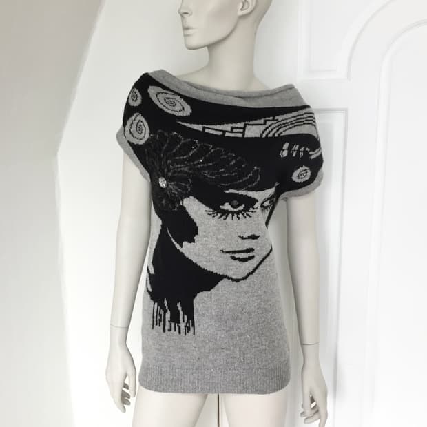 Women’s Grey Cubic Point Knit Top