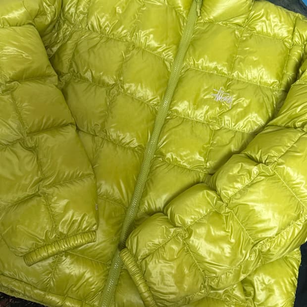 [L] 스투시 미드웨이트 푸퍼 패딩 라임