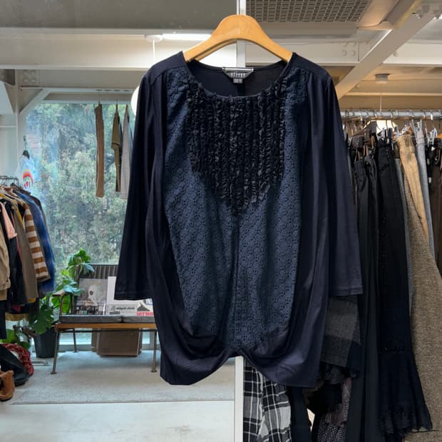 아츠로 타야마 프릴 롱슬리브