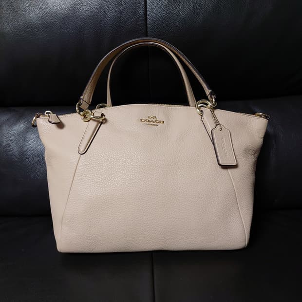 코치 스몰 켈시 사첼(Small Kelsey Satchel)백

