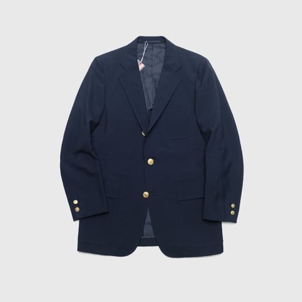 gold button 3roll2 dark navy blazer