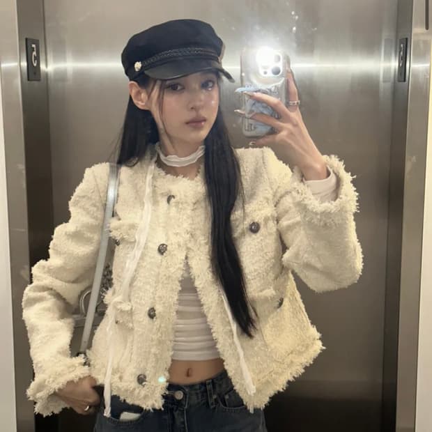 카키포인트 앤틱 크롭 트위드 자켓 아이보리