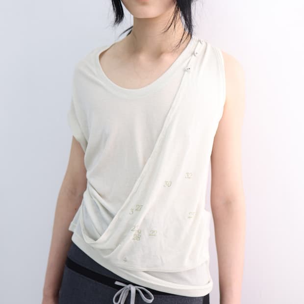 HALTER WRAP SLEEVELESS (LIGHT BEIGE)