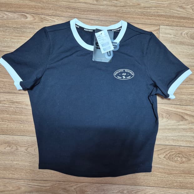 (새상품) 젝시믹스 크롭 티셔츠 블랙 L