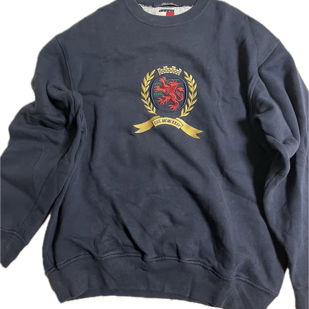 타미힐피거 자수 맨투맨