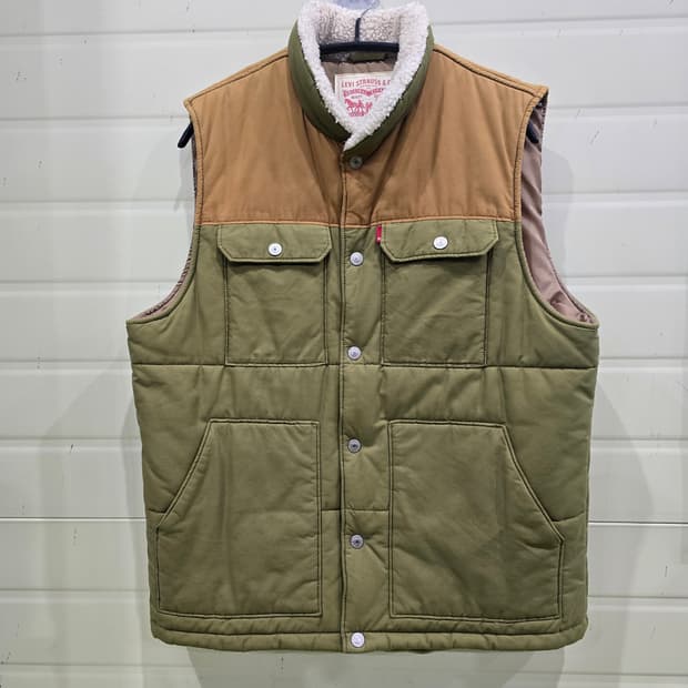 리바이스 퀼팅 베스트 카키 브라운