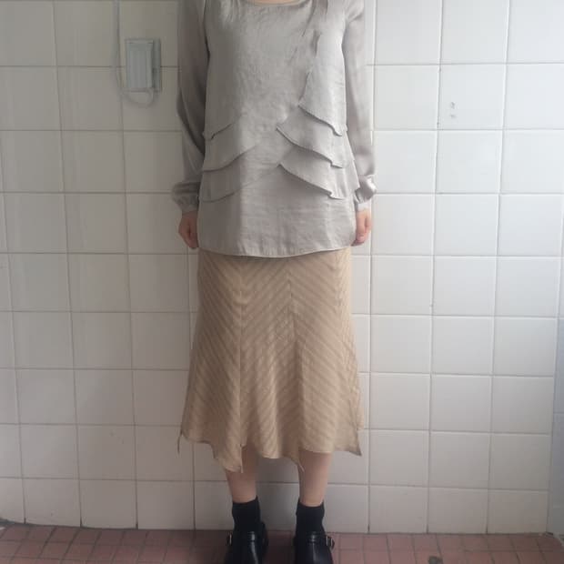 Layer point blouse