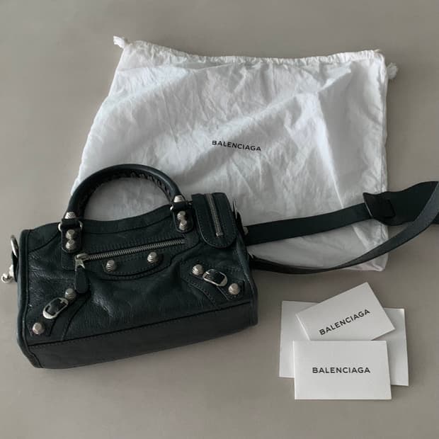 발렌시아가 르시티 모터백 미니 차콜 그레이