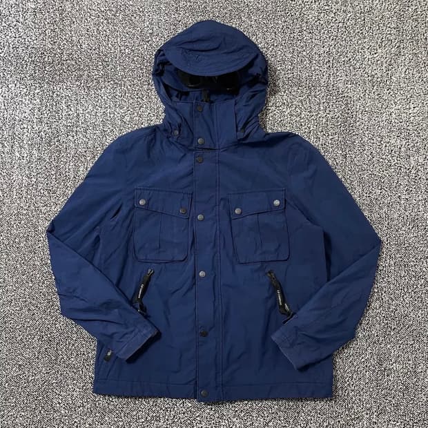 cp컴퍼니 고글 후드 야상