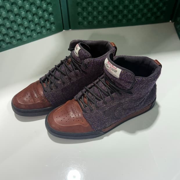 나이키 에어 로얄 미드 해리스 트위드