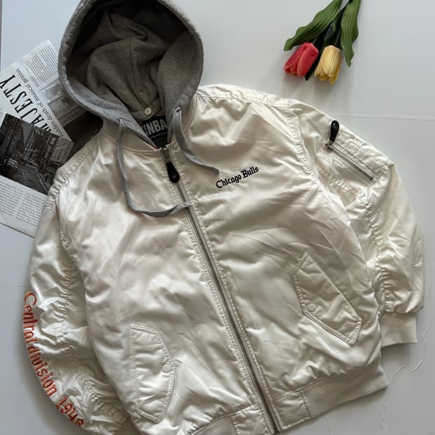 NBA 시카고 불스 오버핏 항공 점퍼
