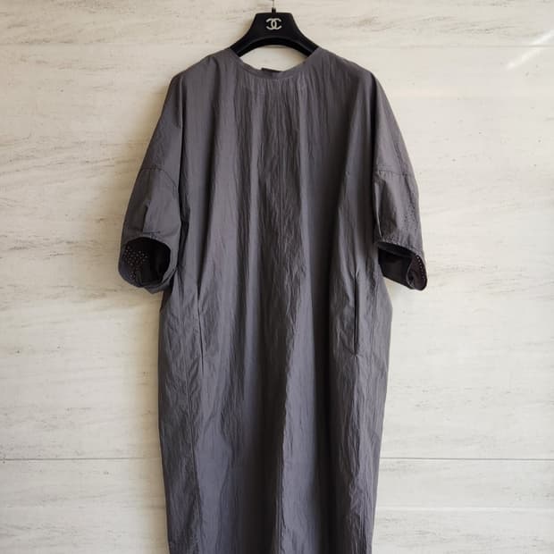 한섬 래트바이티 펀칭디테일 원피스 66사이즈