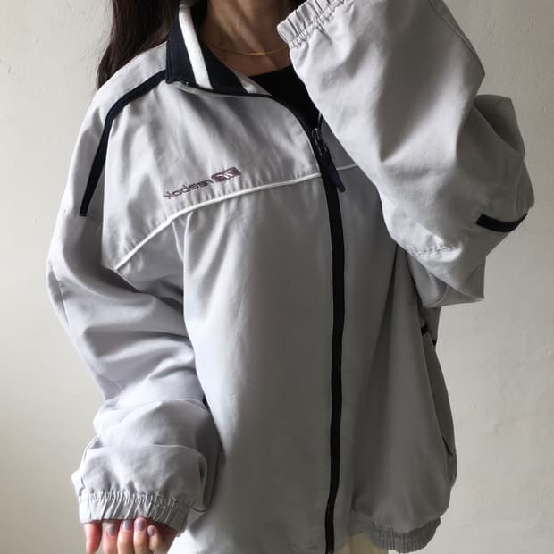 리복 올드스쿨 바람막이