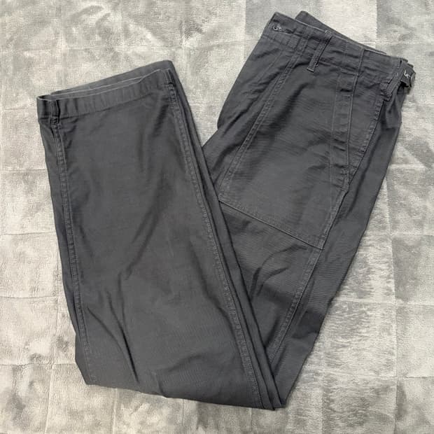 무신사스탠다드 레플리카 퍼티그 팬츠 [다크 그레이] 31