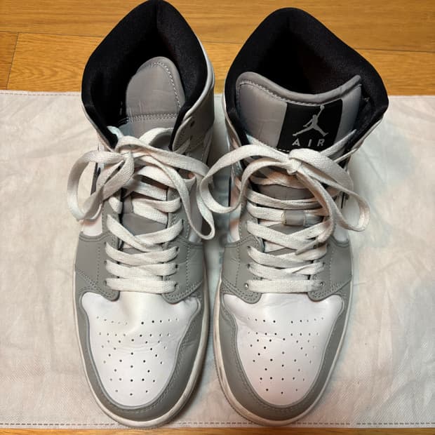 조던 1 미드 그레이 270