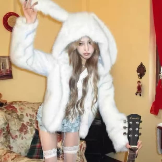 (~27일까지) 우사미미 퍼자켓 양산형 갸루 베이비메탈클럽 중브