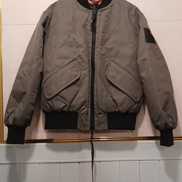 페트레이 정품 여성 점퍼 M - L (95 ~ 100) 사이즈