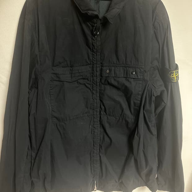 스톤아일랜드 와펜 오버셔츠 자켓 20fw 블랙 xl 집업