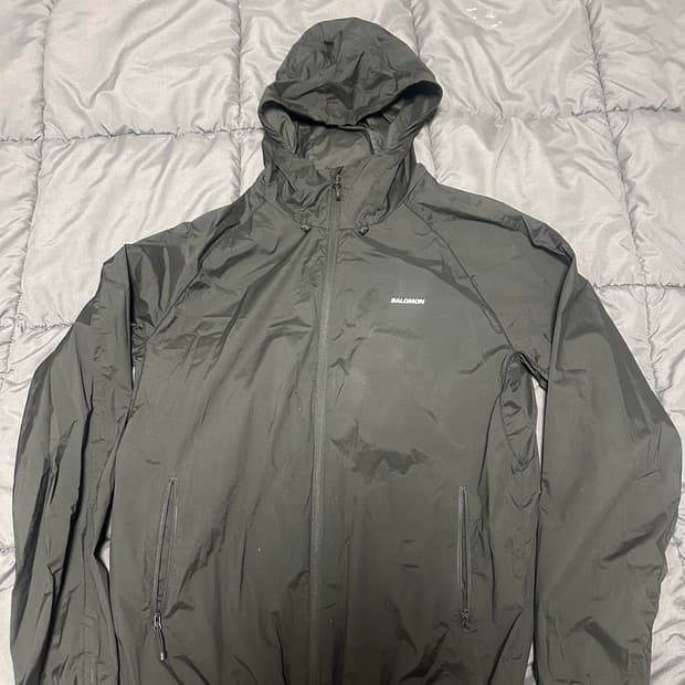 살로몬 바람막이