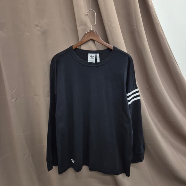 아디다스 오리지널스 뉴클래식 롱슬리브 M