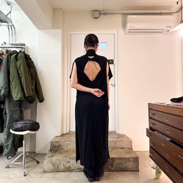 Toga 토가 백리스 드레스 / 36