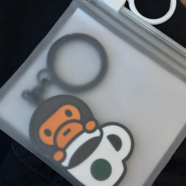 스타벅스 베이프 콜라보 베이비 마일로 키링 B타입