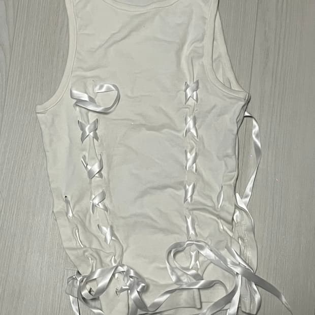 포에버 21 레이스 업 나시 