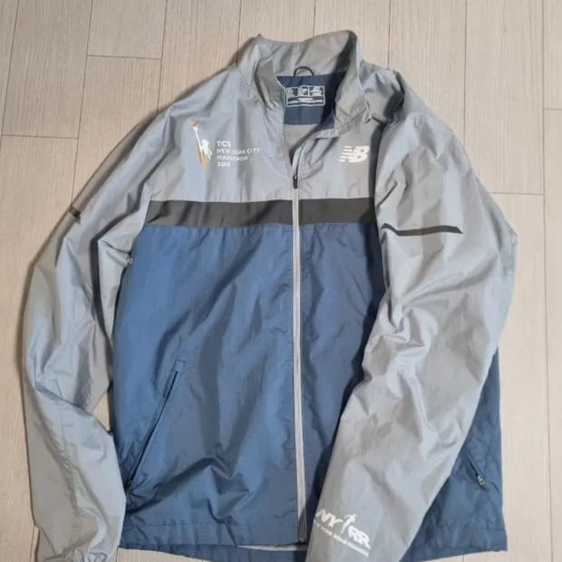 뉴발란스 뉴욕마라톤 바람막이