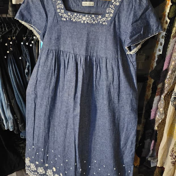 얼쓰뮤직 데님 미디원피스