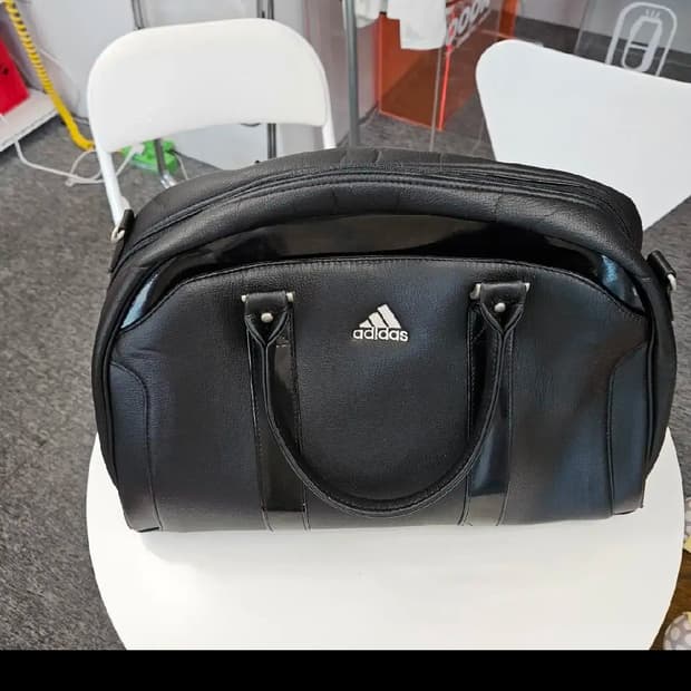 아디다스 가죽 보스턴백