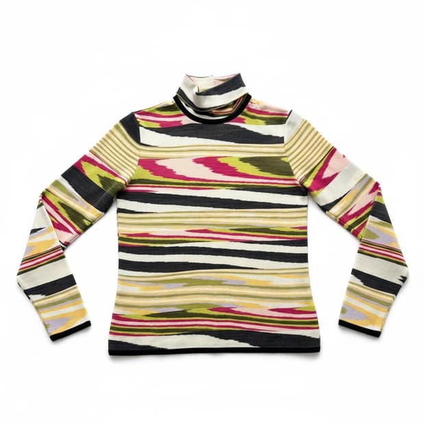 미쏘니 컬러풀 패턴 터틀넥 긴팔 티셔츠 