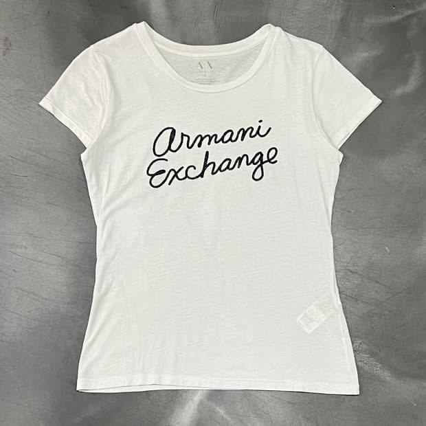  아르마니 익스체인지 로고 반팔티 y15990