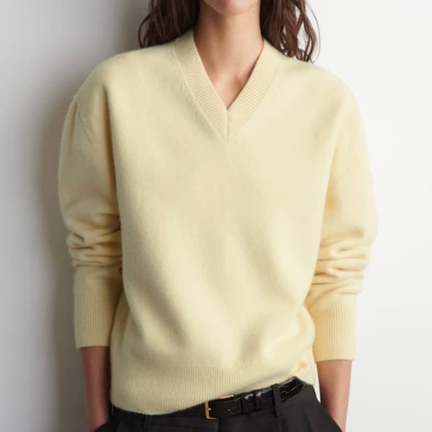 라운드 울 브이넥 스웨터 S