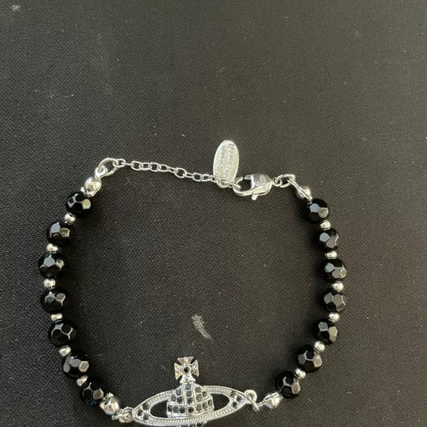 비비안웨스트우드 블랙펄 팔찌