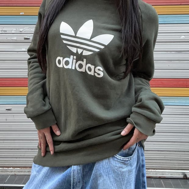 ADIDAS 파이어버드 딥카키 스웻 맨투맨