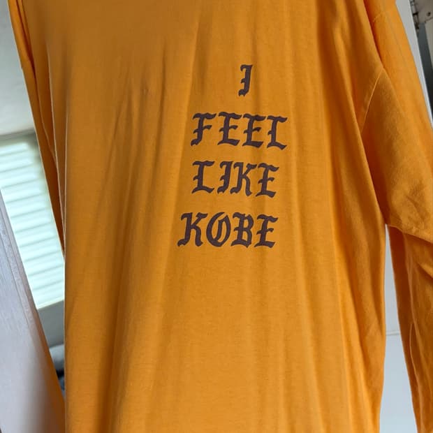 파블로 칸예 i feel like pablo, kobe 롱슬리브