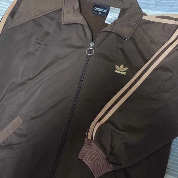 아디다스 대대장 브라운 베이지 져지