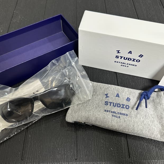 아이앱 스튜디오 선글라스 B 블랙