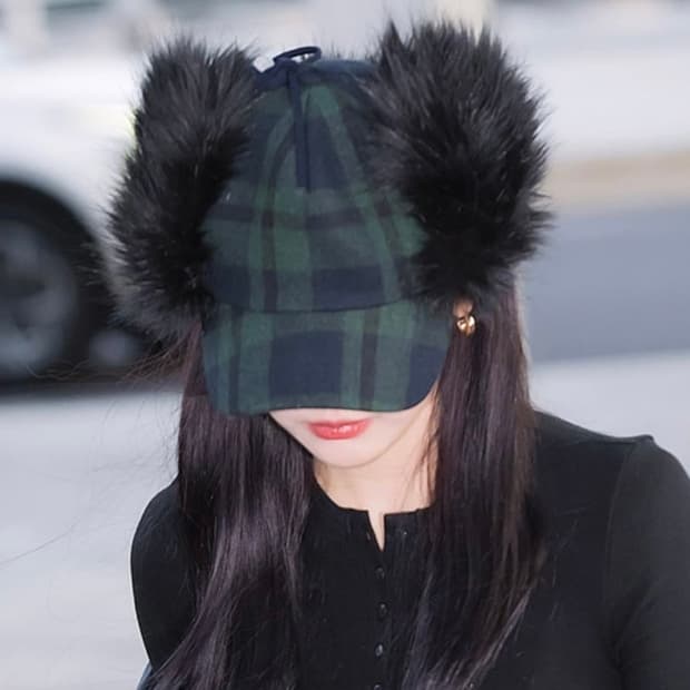 오픈와이와이 타탄 이어플랩 볼캡 모자 (닝닝착용)