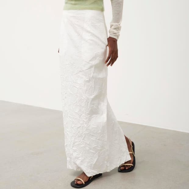 오라리 링클 워시드 FINX 트윌 스커트 화이트 1