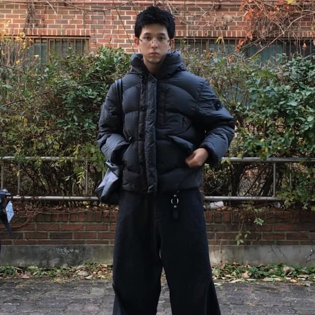 언어펙티드 x 시리즈 콜라보 패딩 s사이즈