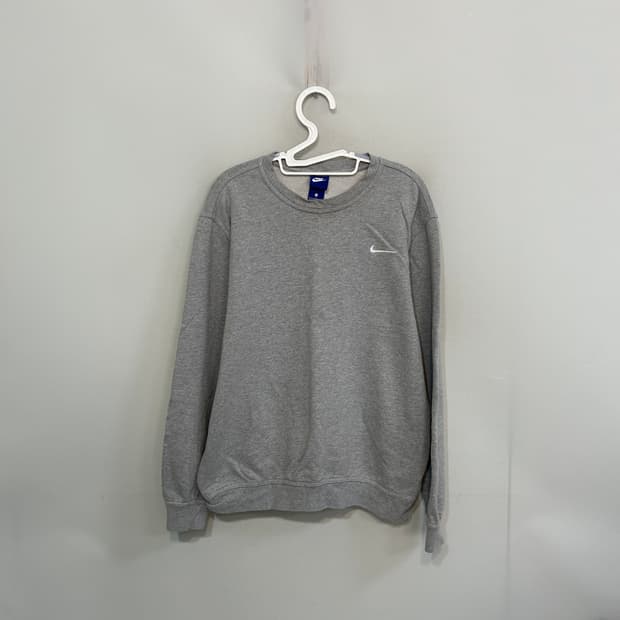 나이키 남성 맨투맨 티셔츠 100