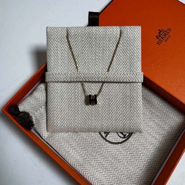 에르메스 미니 팝아슈 목걸이