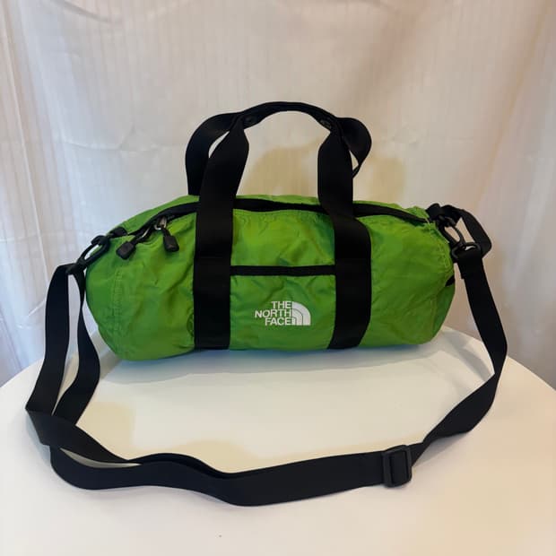 정품 노스페이스 그린 더플백    